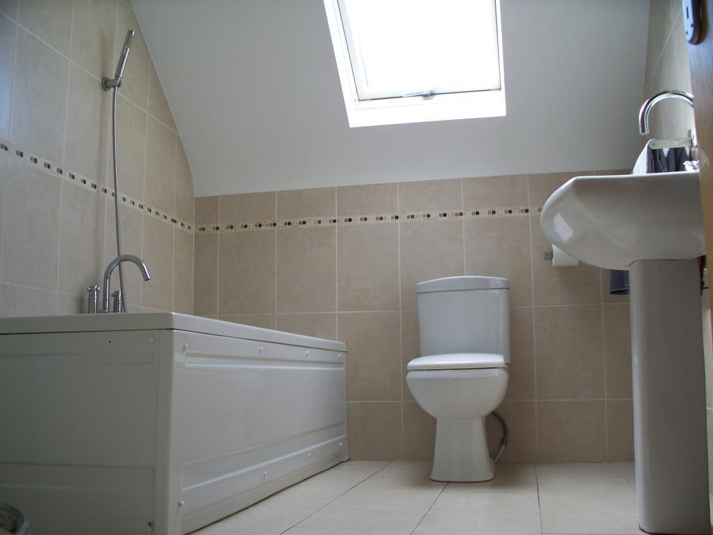 Blackberry Lodge Accommodation Doolin Exteriör bild