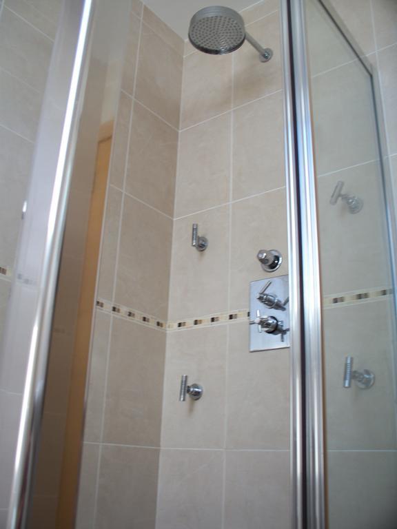 Blackberry Lodge Accommodation Doolin Exteriör bild