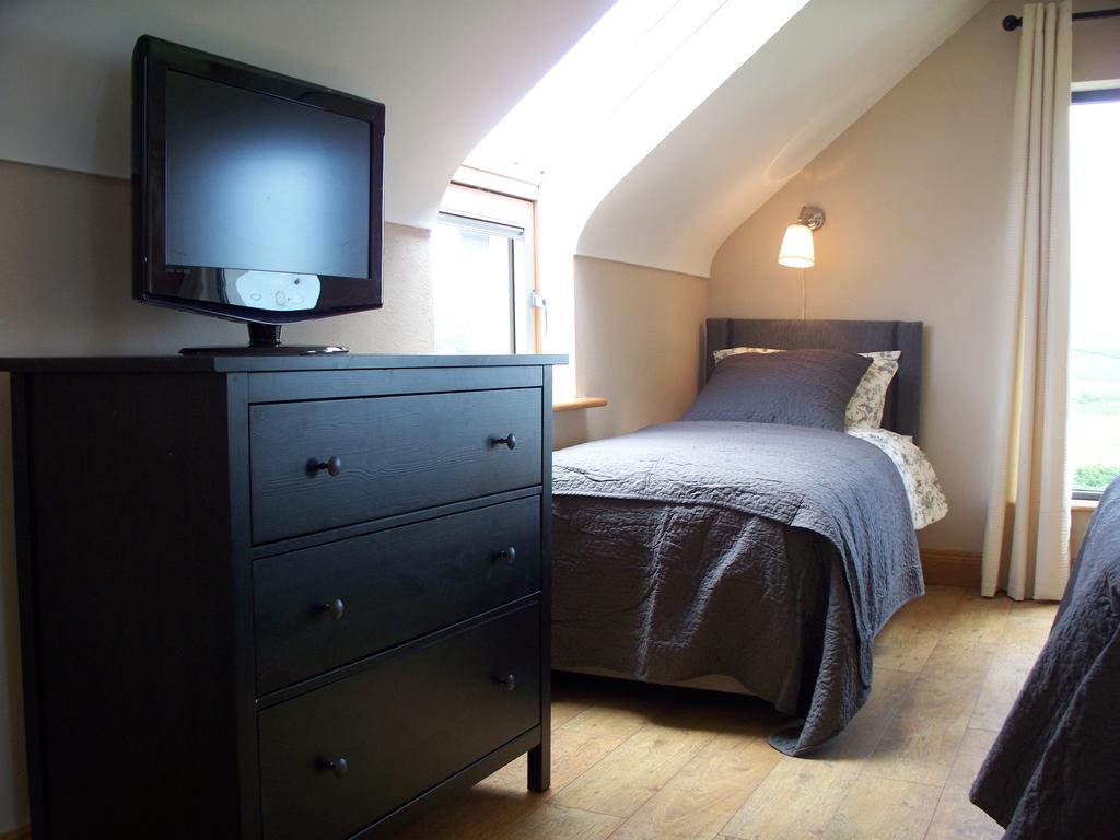 Blackberry Lodge Accommodation Doolin Exteriör bild